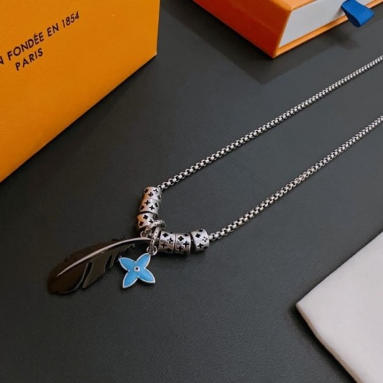 Overseas popular necklace 2023SS LOUIS VUITTON Louis Vuitton Overseas popular necklace 2023SS LOUIS VUITTON Louis Vuitton